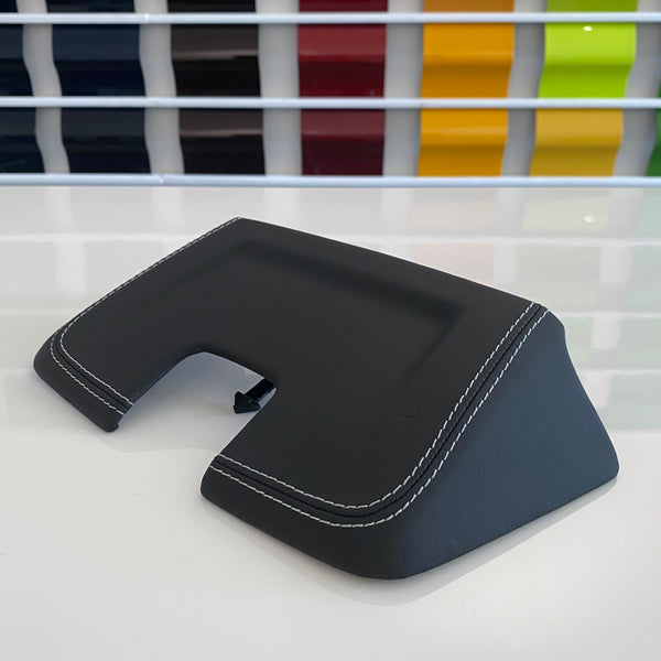 911 (992) Customization - Interior Mirror Trim in Leather (with/without core trade-in)