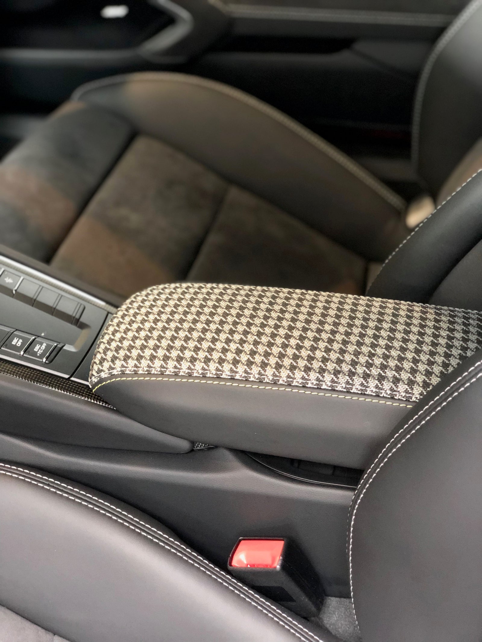 20190514_173210286_iOS_1600x.