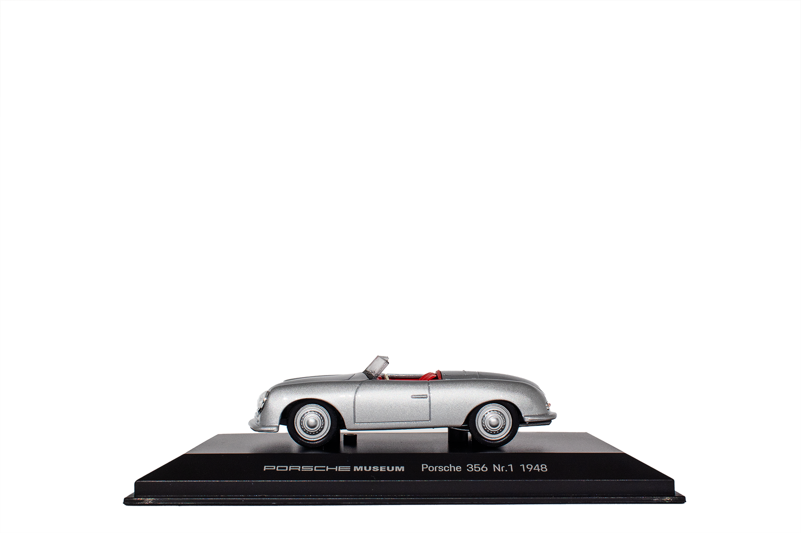 PM_Porsche356_No1_1948_silver_