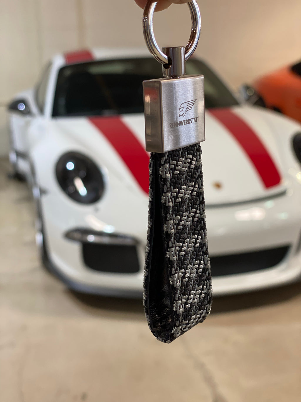 KeyRing - Houndstooth 'R' (modern) - New Version – RENNWERKSTATT